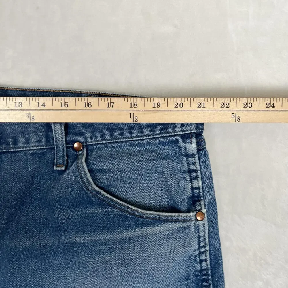 Wrangler Jeans Mens 42x32 Blue Regular Straight Denim Medium Wash 1031MWZDN
